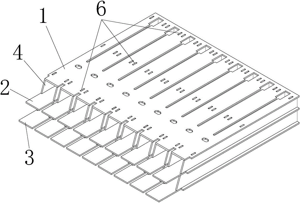一种一体式分隔板结构的展示层板的制作方法附图